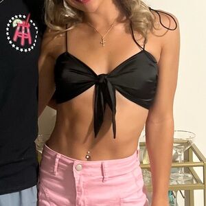 SHEIN Elegant Black Bow Crop Top